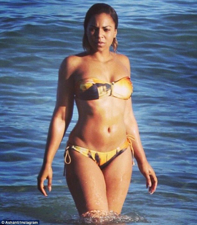 Ashanti-Instagram-pic