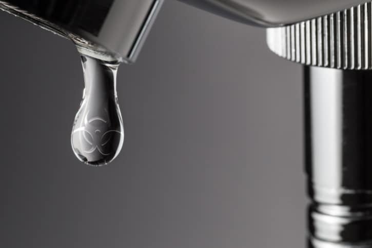 Water biohazard warning