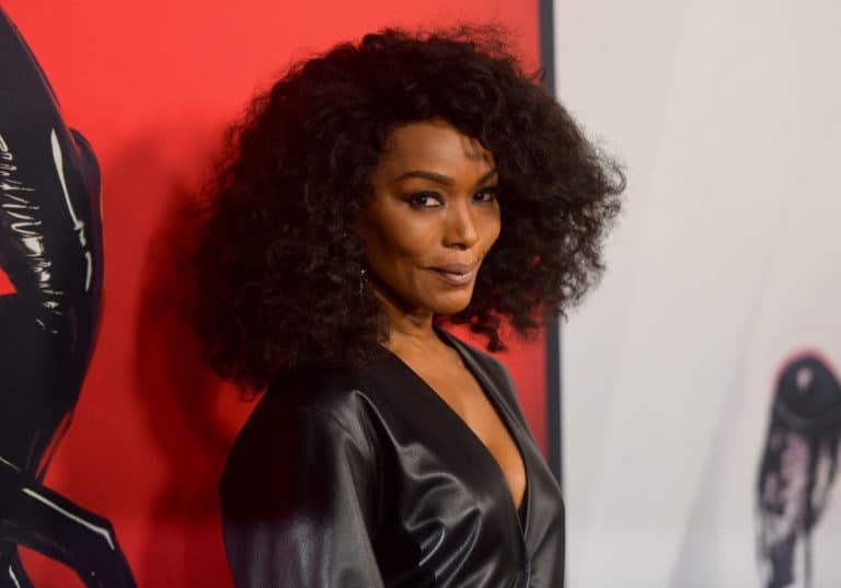 Angela Bassett Body