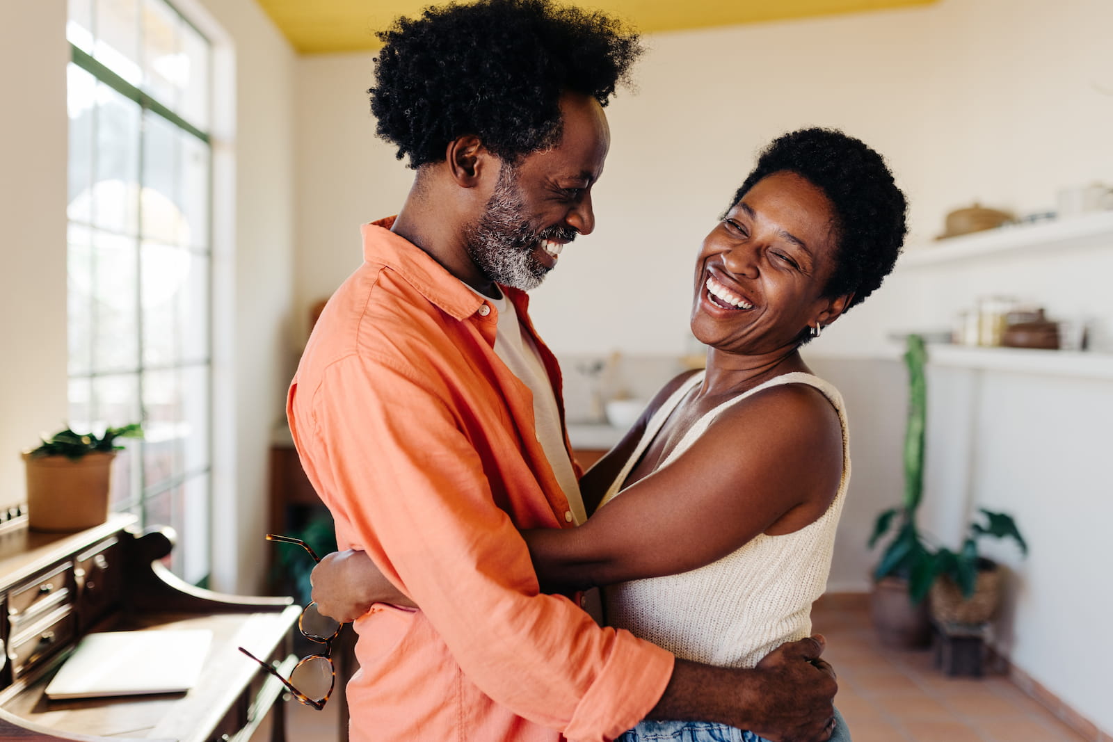 25 Tips to Stay Married 25+ Years