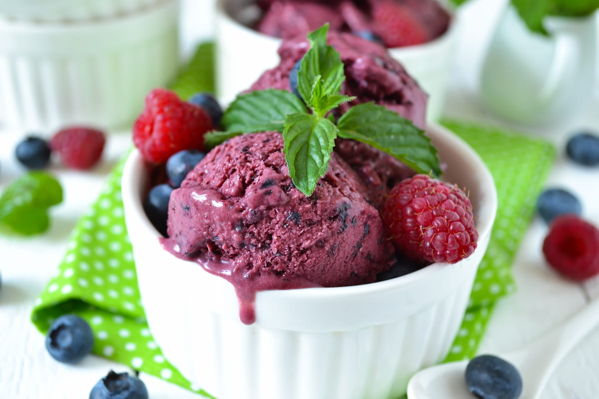 Summer Lights: Low-Fat & Sugar-Free Desserts