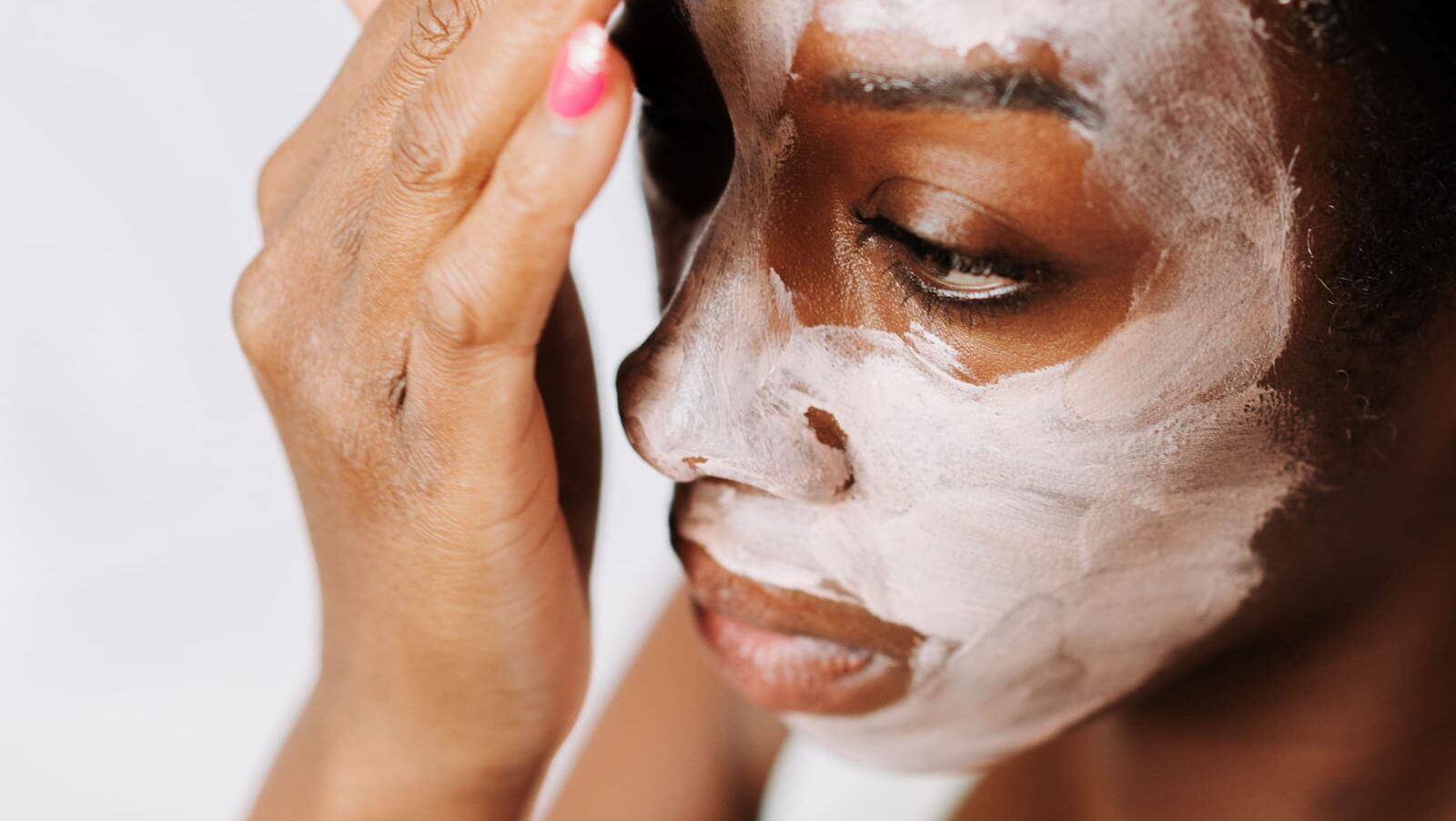 Clay Masks To Soothe Every Skin Ailment