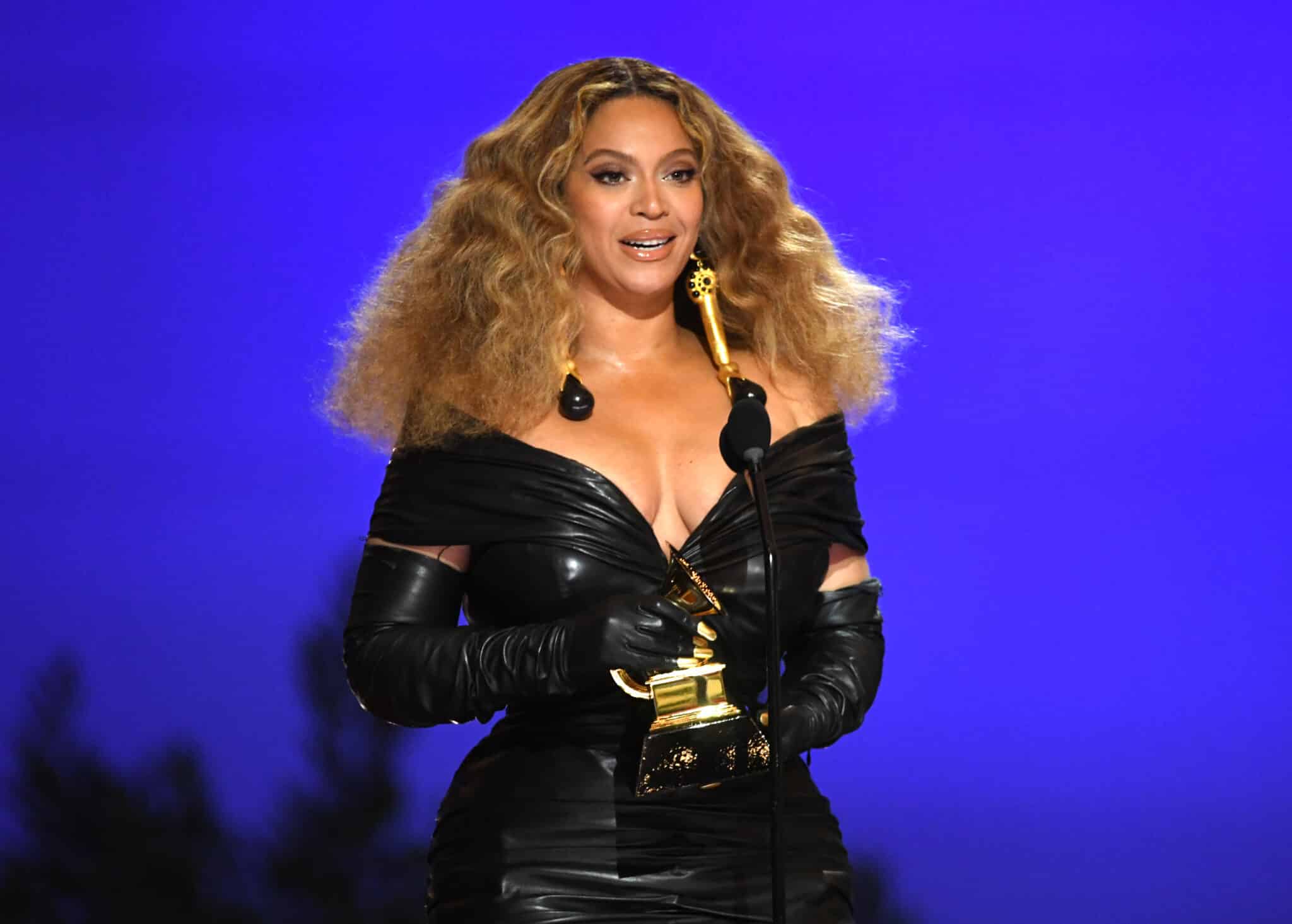 Beyonce' Reveals Personal Battle with Psoriasis - BlackDoctor - Where ...