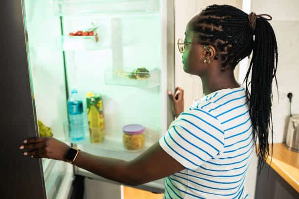 how long does chicken last in the fridge