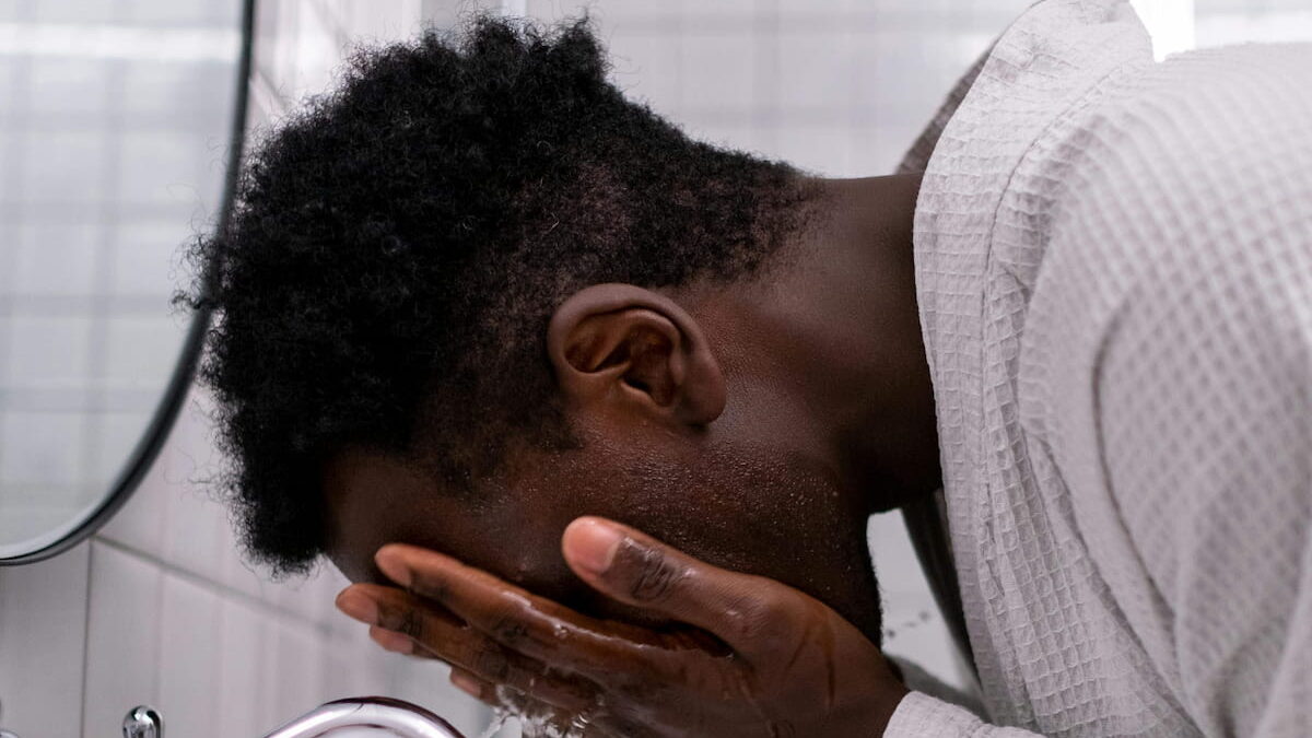 Your Ideal 5-Step Skincare Routine During a CSU Flare