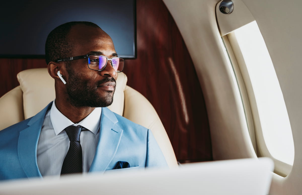 Flying with a Catheter? Here’s Honest Advice from Men Who’ve Done It