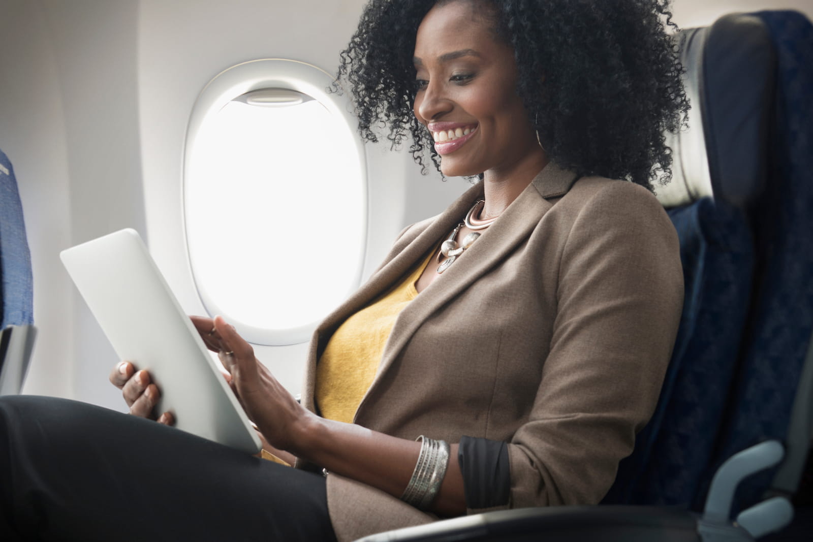Top 10 Tips For Taking Long Flights With Fibroids